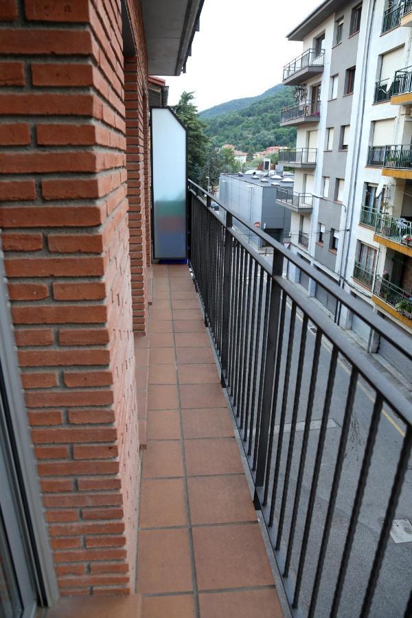 La Confianca Rooms Ripoll Exterior photo
